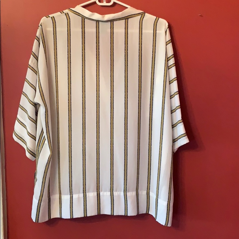 H&M top - Picture 3 of 5